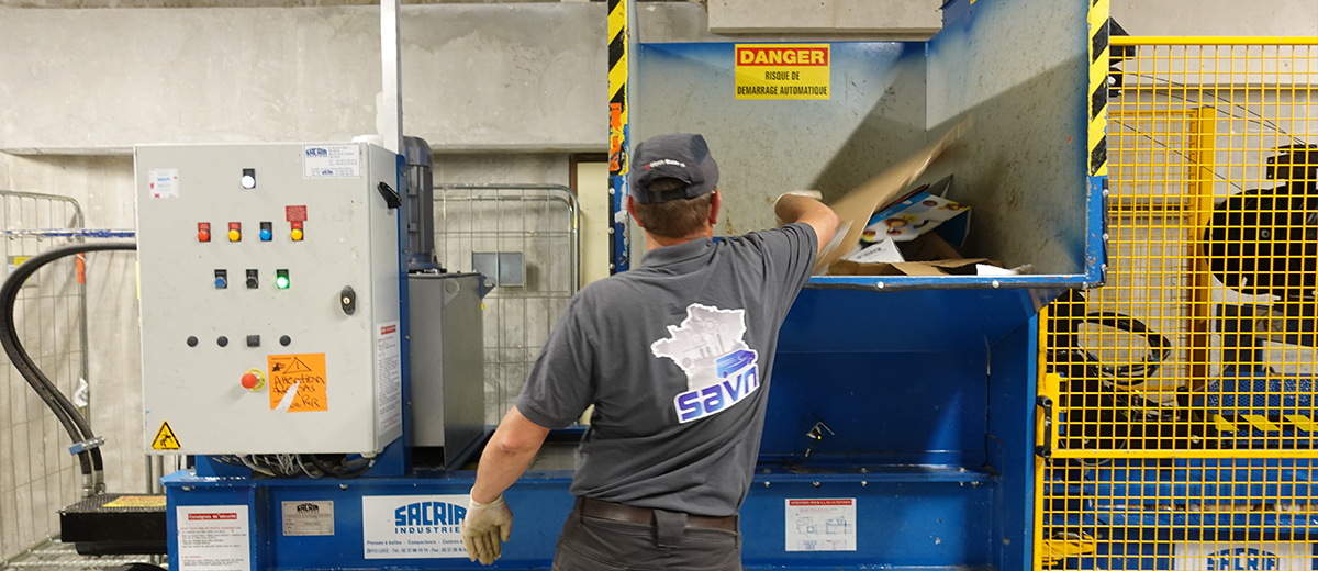 Maintenance presse à balle, compacteur de déchets